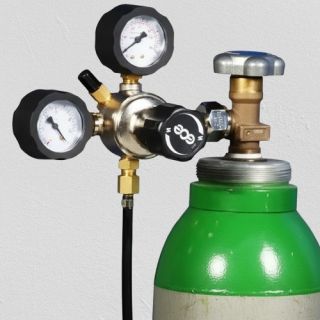 Kolik vydrží plyn při svařování z jedné lahve? 🤔 🔥 To záleží na objemu lahve, tlaku a průtoku plynu. Například 10l lahev s...